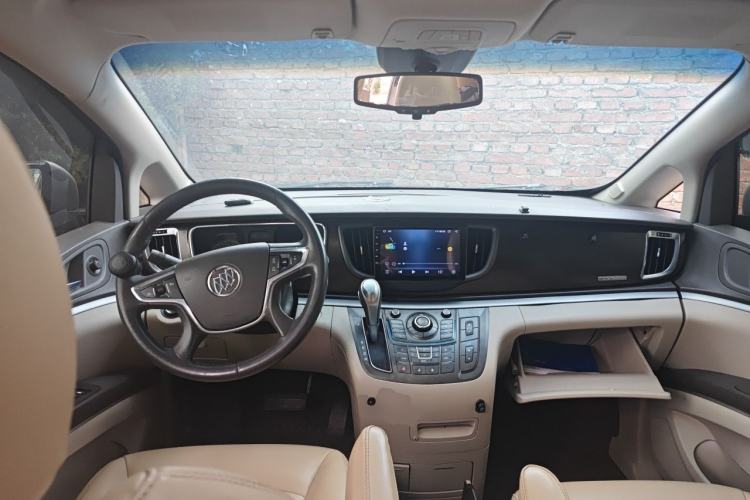 Used Buick GL8 2011 2.4L LT Luxury Business Executive Edition Center Console