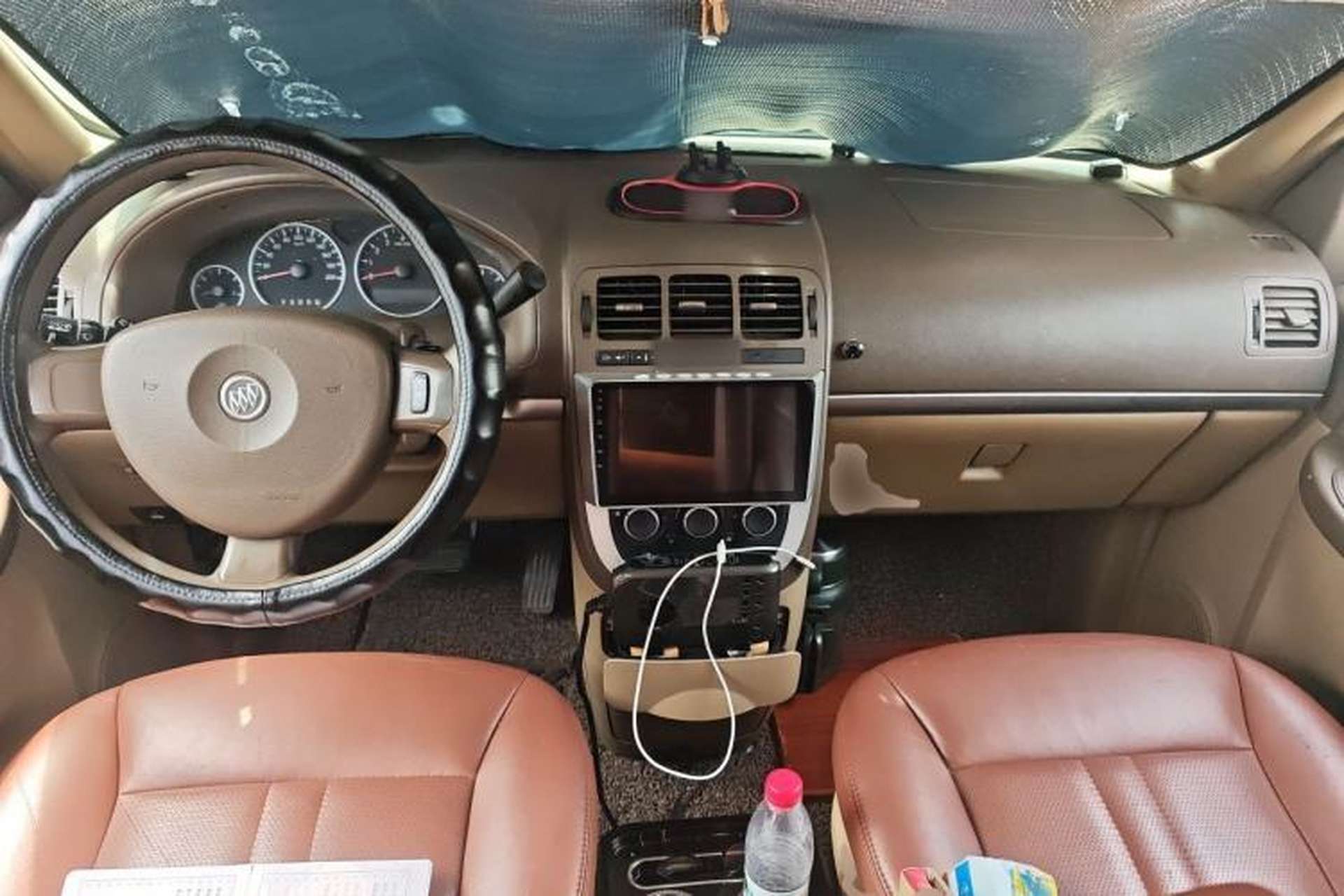 Used Buick GL8 2011 2.4L CT Comfort Edition Center Console