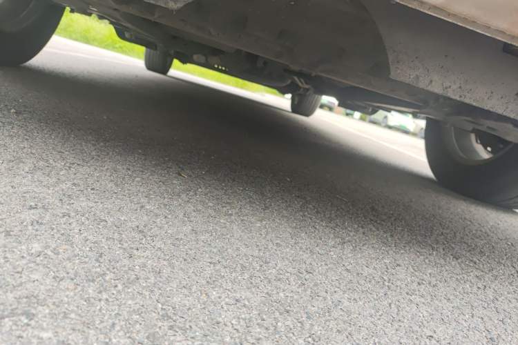 Used Buick GL8 2011 2.4L LT Executive Edition Chassis Front