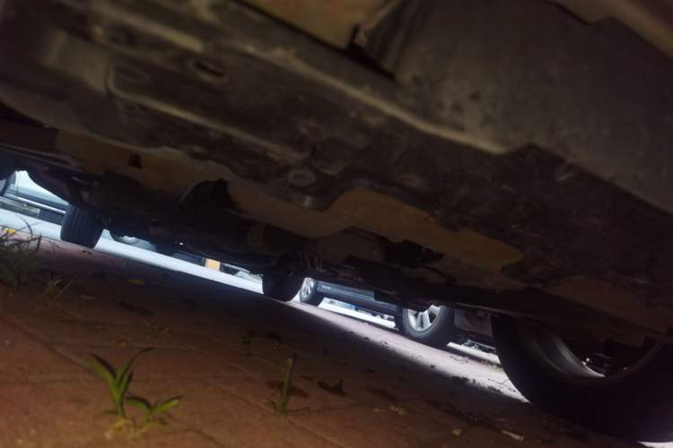 Used Buick GL8 2011 2.4L LT Executive Edition Chassis Front