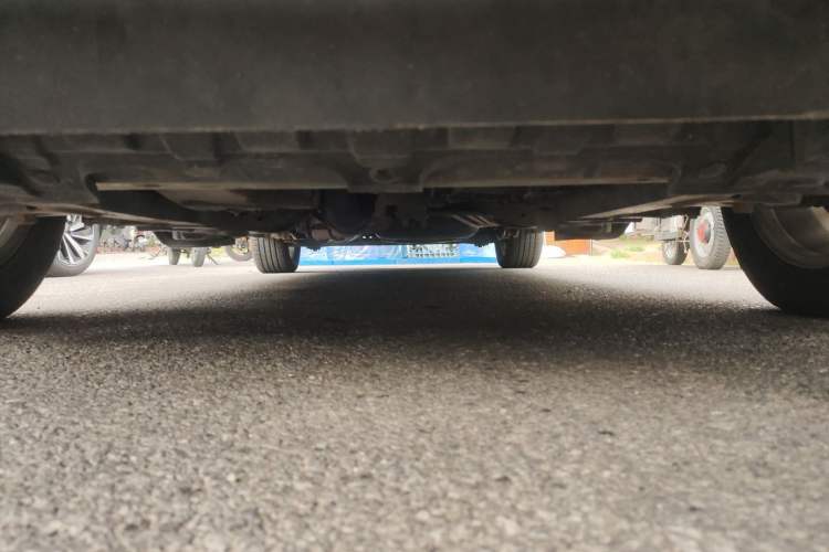 Used Buick GL8 2011 2.4L CT Comfort Edition Chassis Front