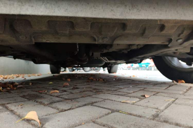 Used Buick GL8 2011 2.4L CT Comfort Edition Chassis Front