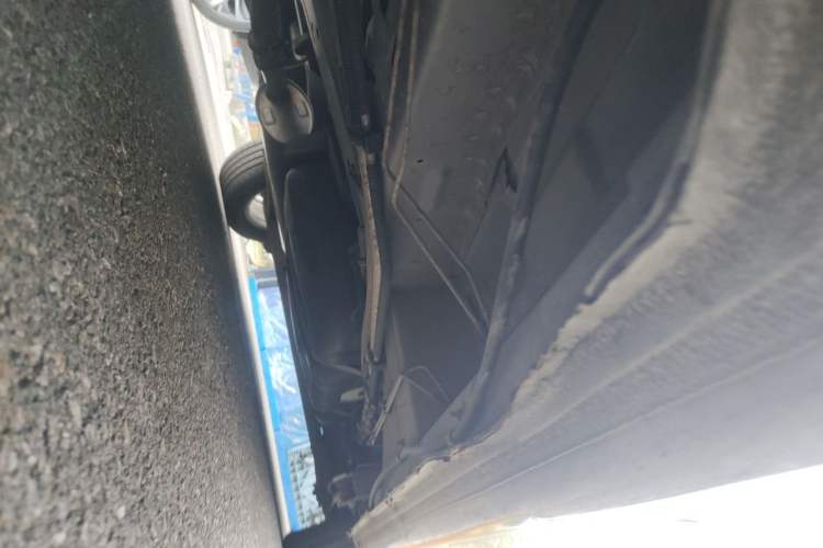 Used Buick GL8 2011 2.4L CT Comfort Edition Chassis Front Left