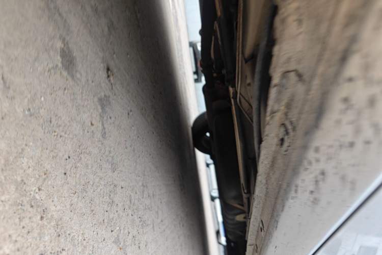 Used Buick GL8 2011 2.4L CT Luxury Business Comfort Edition Chassis Front Left