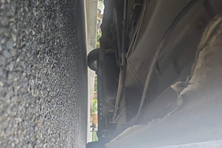 Used Buick GL8 2011 2.4L CT Comfort Edition Chassis Front Left