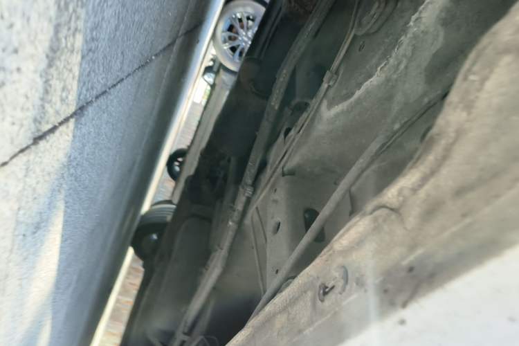 Used Buick GL8 2011 3.0L XT Luxury Business Flagship Edition Chassis Front Left