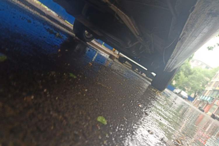 Used Buick GL8 2011 2.4L LT Executive Edition Chassis Front Left