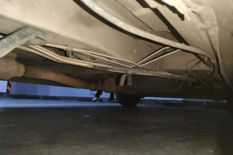 Used Buick GL8 2011 2.4L CT Comfort Edition Chassis Front Left