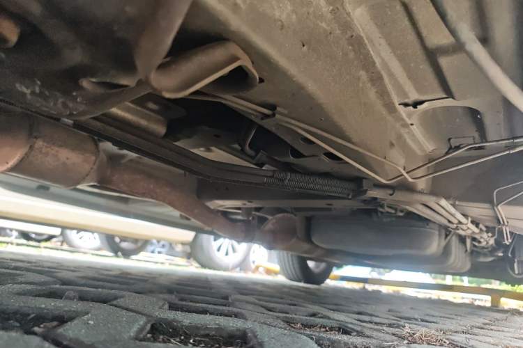 Used Buick GL8 2011 2.4L CT Comfort Edition Chassis Front Left