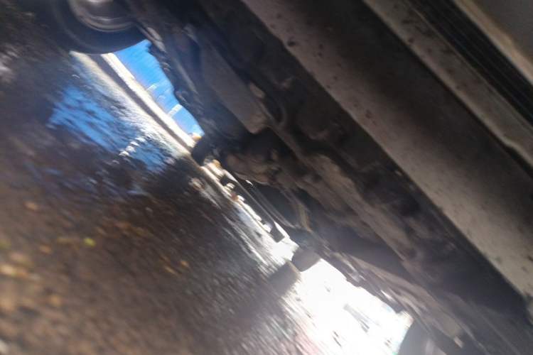 Used Buick GL8 2011 2.4L LT Executive Edition Chassis Front