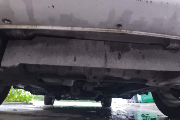 Used Buick GL8 2011 2.4L CT Comfort Edition Chassis Front