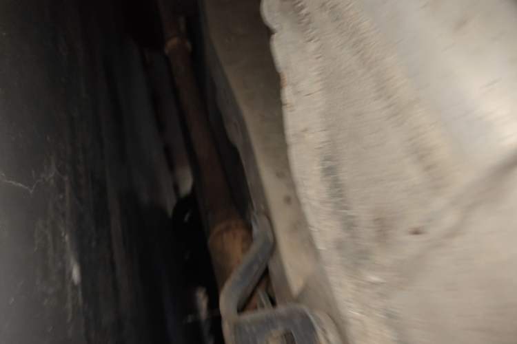 Used Buick GL8 2011 2.4L CT Comfort Edition Chassis Front Right