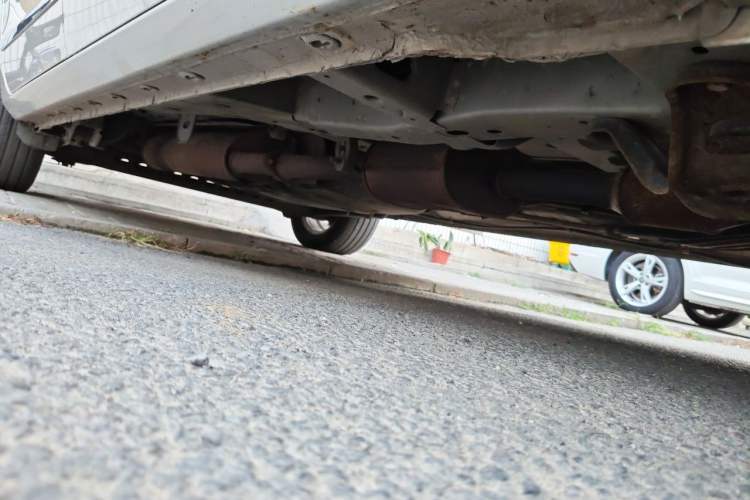Used Buick GL8 2011 3.0L XT Luxury Business Flagship Edition Chassis Front Right