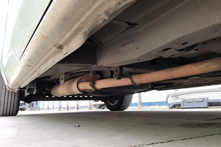Used Buick GL8 2011 2.4L CT Comfort Edition Chassis Front Right