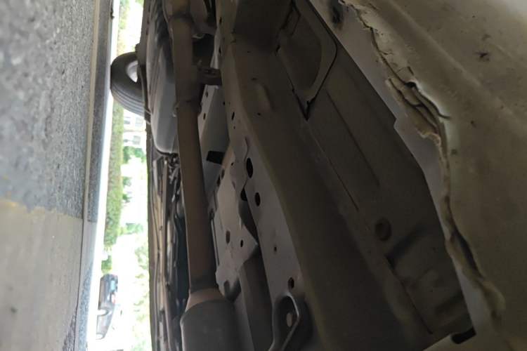 Used Buick GL8 2011 2.4L CT Comfort Edition Chassis Front Right