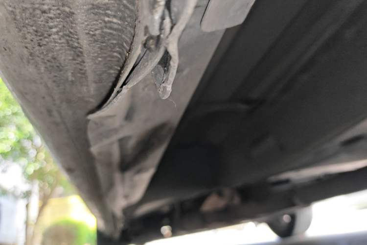 Used Buick GL8 2011 2.4L LT Executive Edition Chassis Front Right