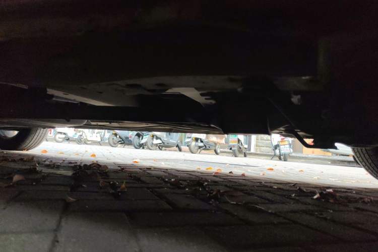 Used Buick GL8 2011 2.4L CT Comfort Edition Chassis Front Right