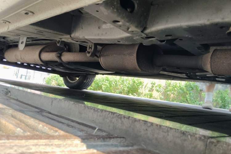Used Buick GL8 2011 2.4L CT Luxury Business Comfort Edition Chassis Front Right