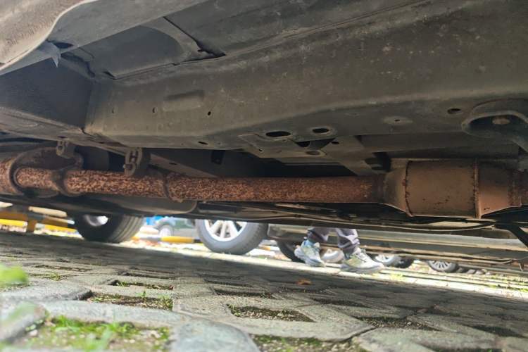 Used Buick GL8 2011 2.4L CT Comfort Edition Chassis Front Right