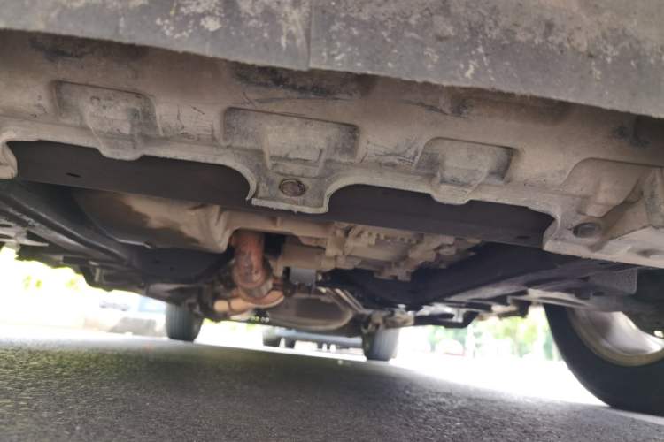 Used Buick GL8 2011 2.4L CT Comfort Edition Chassis Front