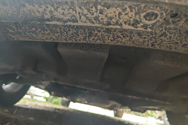 Used Buick GL8 2011 2.4L LT Luxury Business Executive Edition Chassis Front