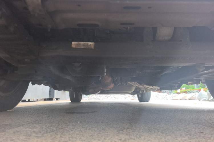 Used Buick GL8 2011 2.4L CT Comfort Edition Chassis Front