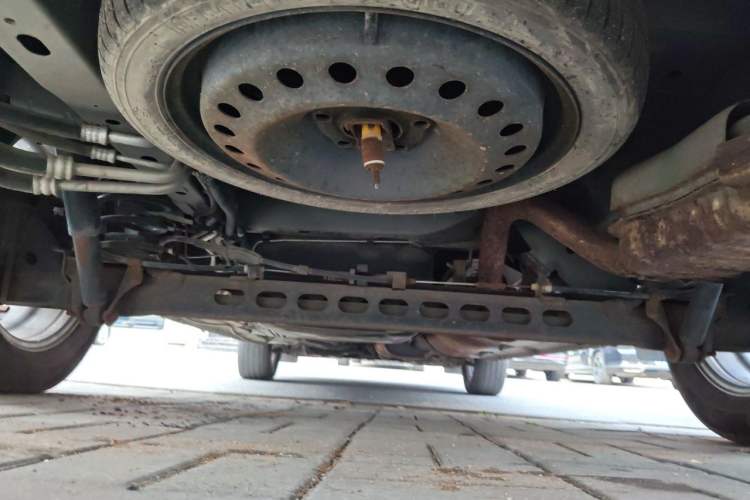 Used Buick GL8 2011 3.0L XT Luxury Business Flagship Edition Chassis Rear