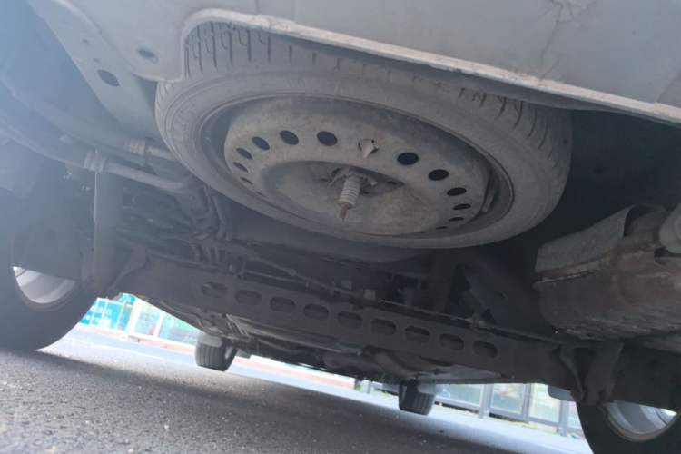 Used Buick GL8 2011 2.4L CT Comfort Edition Chassis Rear