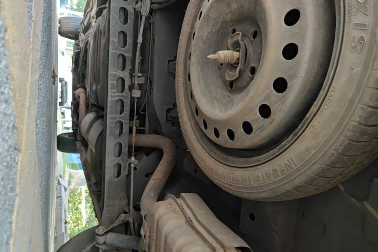Used Buick GL8 2011 2.4L CT Comfort Edition Chassis Rear