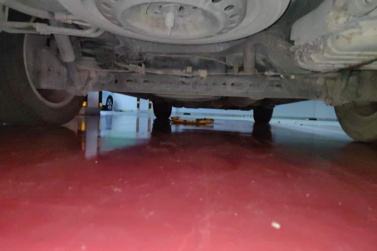 Used Buick GL8 2011 2.4L LT Executive Edition Chassis Rear