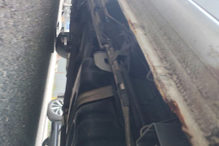 Used Buick GL8 2011 2.4L CT Comfort Edition Chassis Rear Left