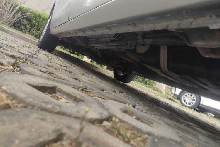 Used Buick GL8 2011 2.4L CT Luxury Business Comfort Edition Chassis Rear Left