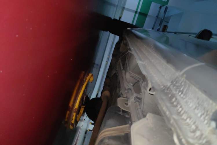 Used Buick GL8 2011 2.4L LT Executive Edition Chassis Rear Left