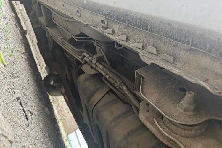 Used Buick GL8 2011 2.4L LT Luxury Business Executive Edition Chassis Rear Left