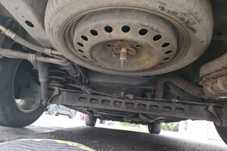Used Buick GL8 2011 2.4L CT Comfort Edition Chassis Rear