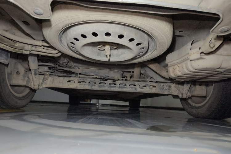 Used Buick GL8 2011 3.0L GT Luxury Business Haoya Edition Chassis Rear