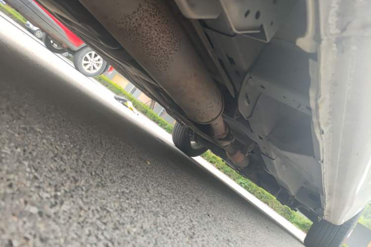 Used Buick GL8 2011 2.4L LT Executive Edition Chassis Rear Right