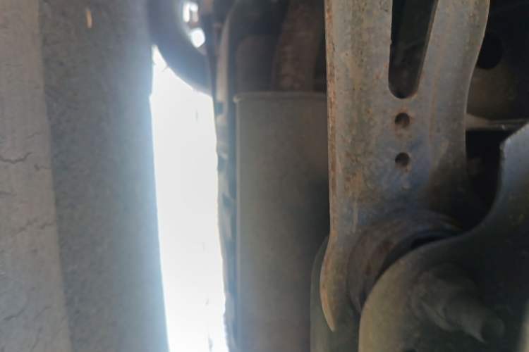 Used Buick GL8 2011 2.4L CT Comfort Edition Chassis Rear Right