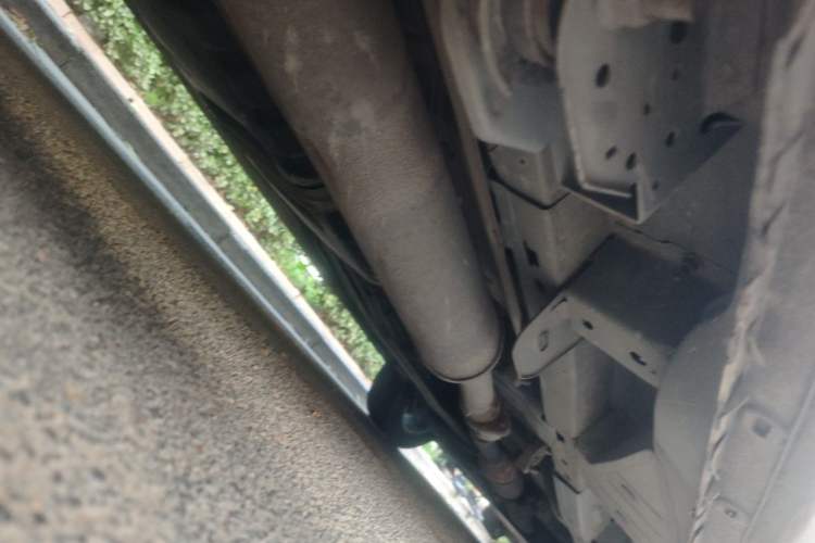 Used Buick GL8 2011 2.4L LT Luxury Business Executive Edition Chassis Rear Right