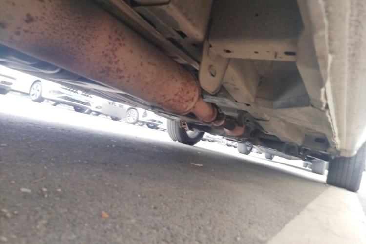Used Buick GL8 2011 2.4L LT Executive Edition Chassis Rear Right