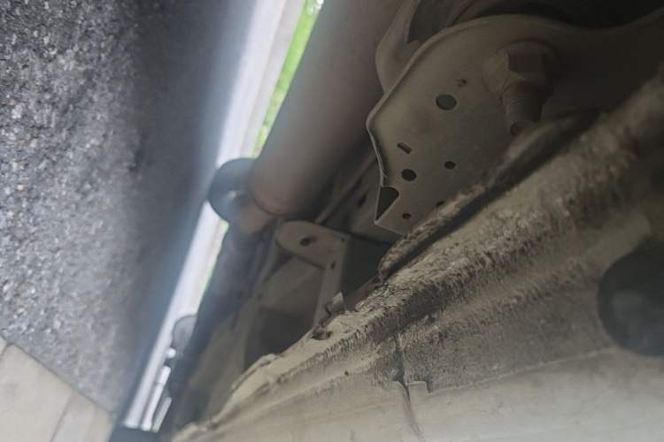 Used Buick GL8 2011 2.4L CT Comfort Edition Chassis Rear Right