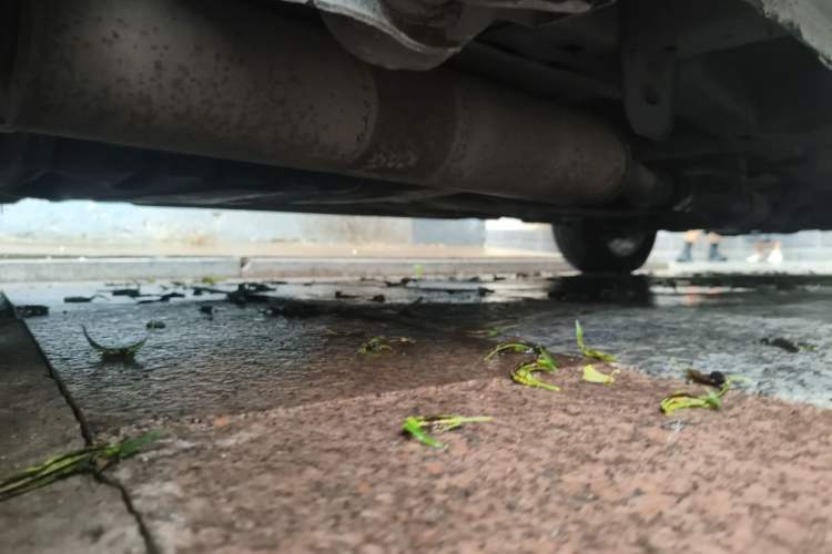 Used Buick GL8 2011 2.4L CT Comfort Edition Chassis Rear Right