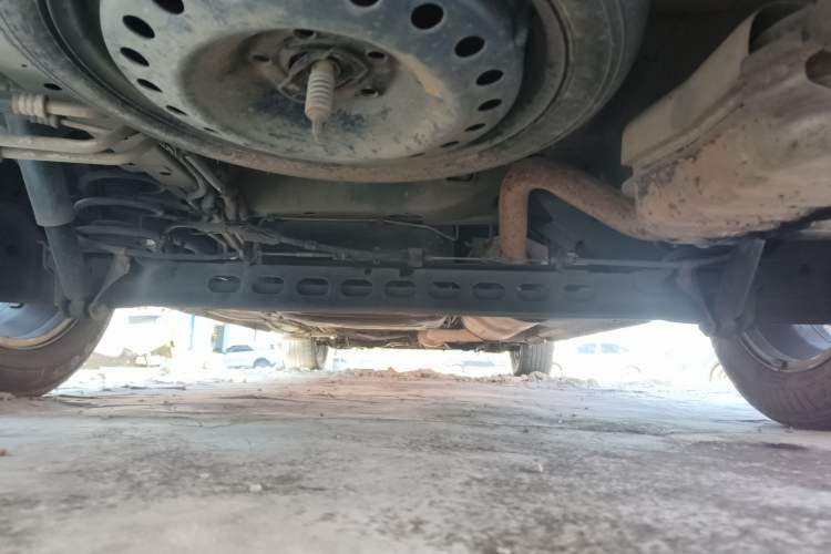 Used Buick GL8 2011 2.4L CT Comfort Edition Chassis Rear