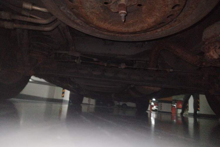 Used Buick GL8 2011 2.4L LT Executive Edition Chassis Rear