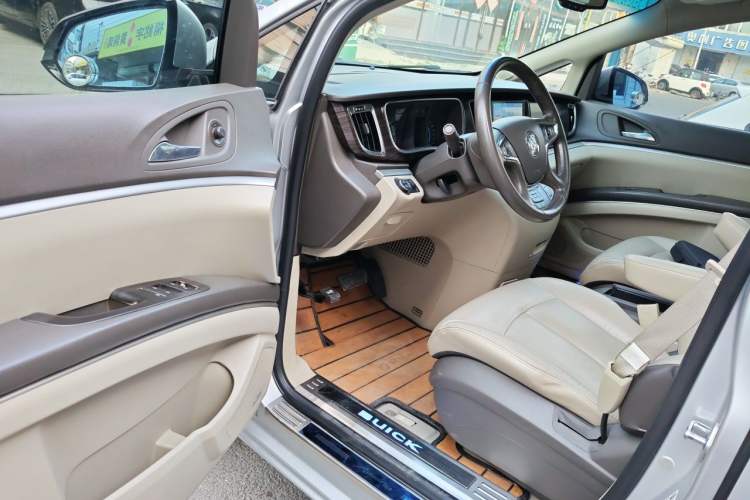 Used Buick GL8 2011 3.0L XT Luxury Business Flagship Edition Driver Seat