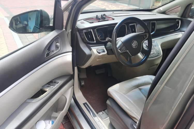 Used Buick GL8 2011 3.0L XT Luxury Business Flagship Edition Driver Seat