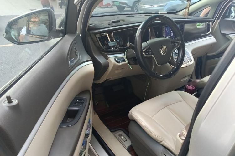 Used Buick GL8 2011 2.4L LT Luxury Business Executive Edition Driver Seat