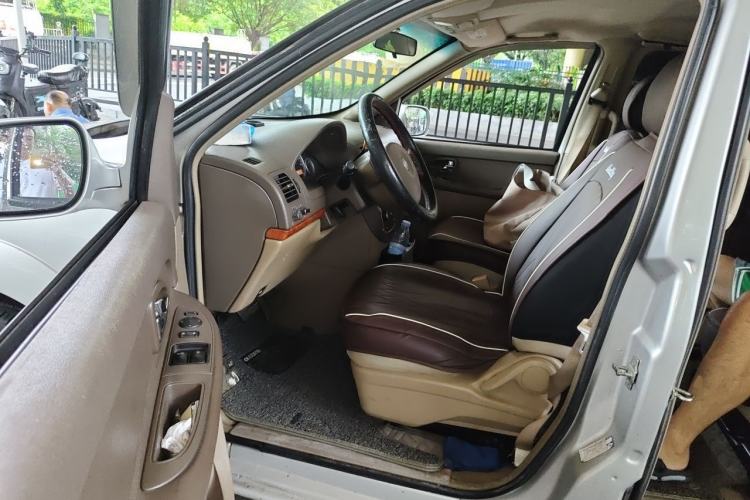 Used Buick GL8 2011 2.4L CT Comfort Edition Driver Seat