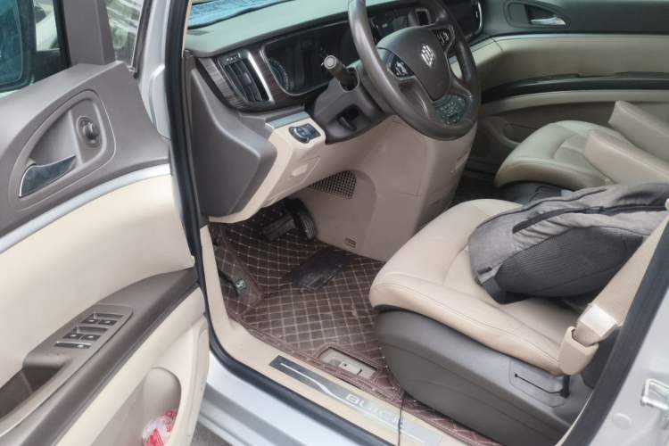 Used Buick GL8 2011 3.0L XT Luxury Business Flagship Edition Driver Seat