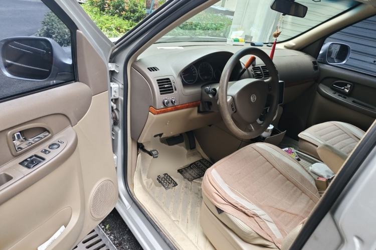 Used Buick GL8 2011 2.4L CT Comfort Edition Driver Seat